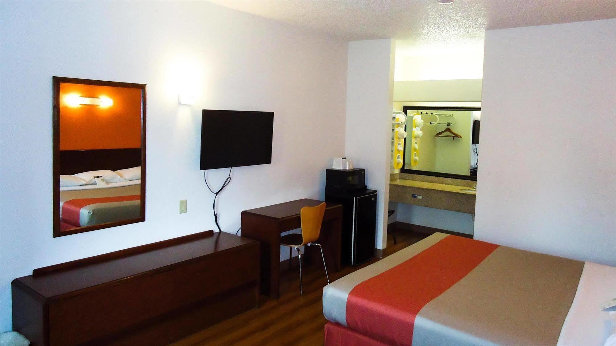 Motel 6-Covington, Tn ภายนอก รูปภาพ